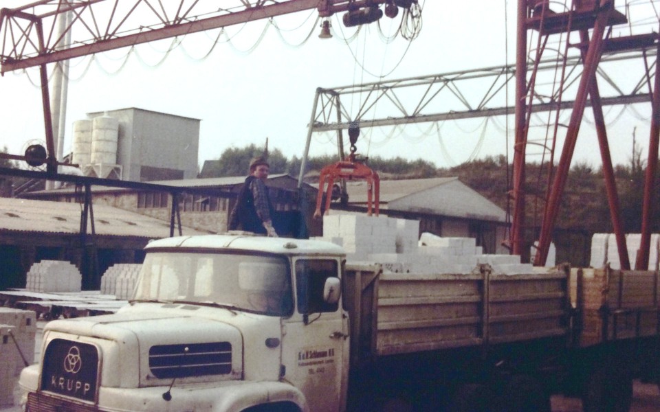 1972 – Erste Versuche mit Porenbeton